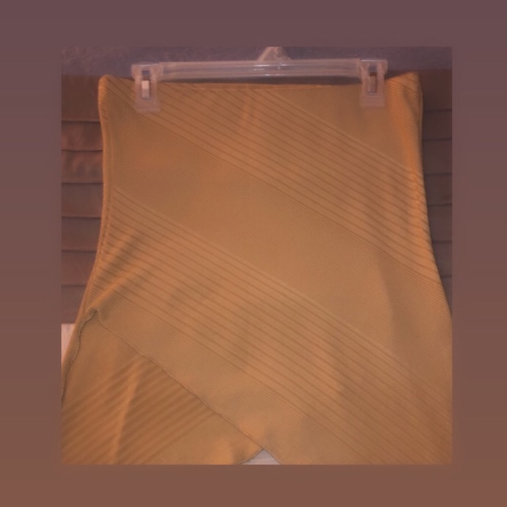 Gold sleeveless top